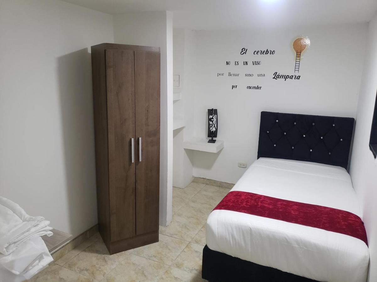 Aw Hotel American Travel Bogotá Dış mekan fotoğraf